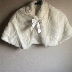 Elegant White Faux Fur Cape with Bow